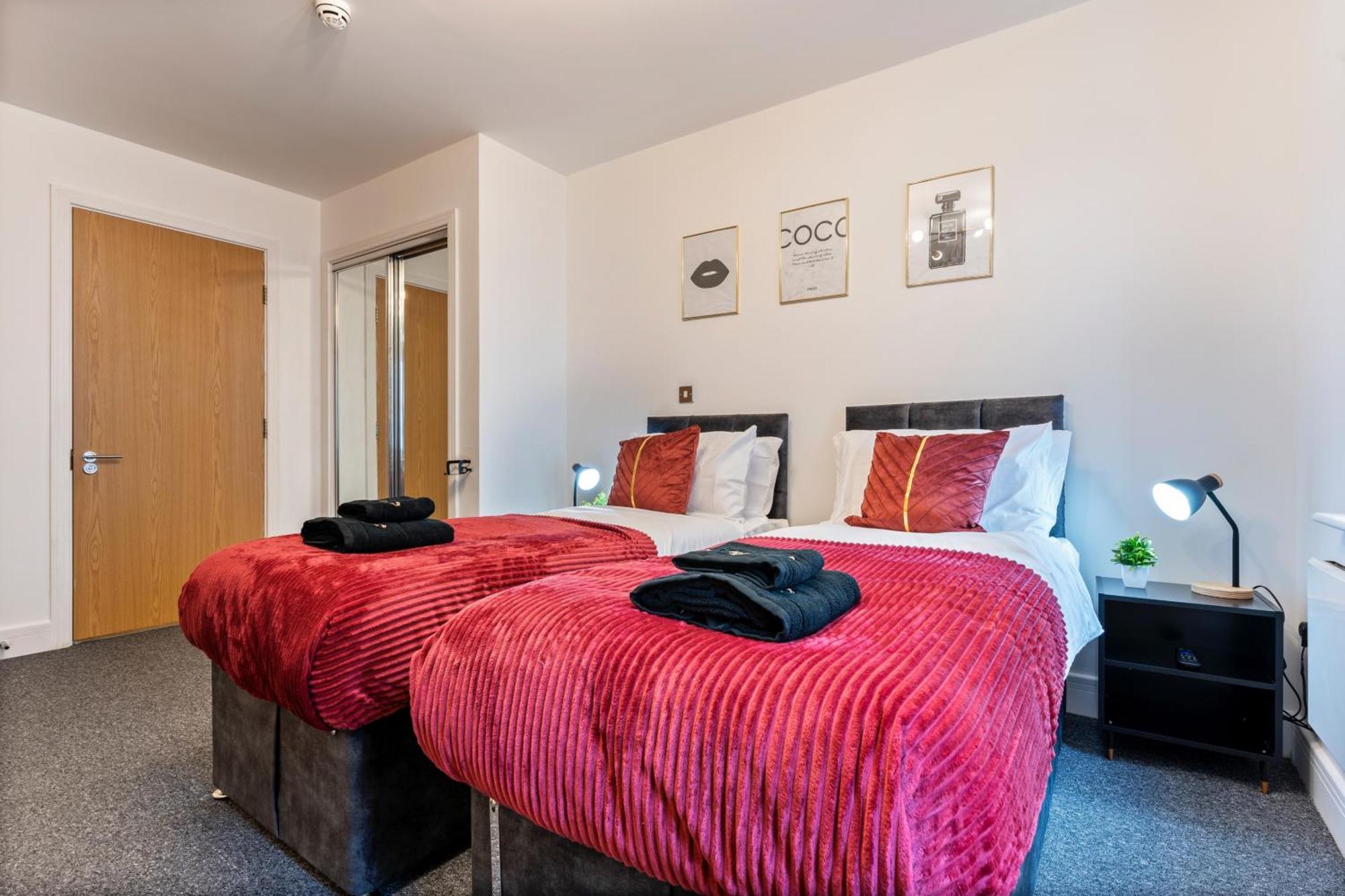 Apartment Centre Free Parking Contractors Leisure Birmingham